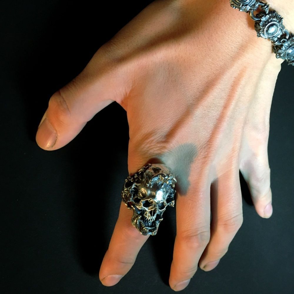 Vintage knuckle ring movable skull ring opening adjustable black punk gothic ring role play accessories