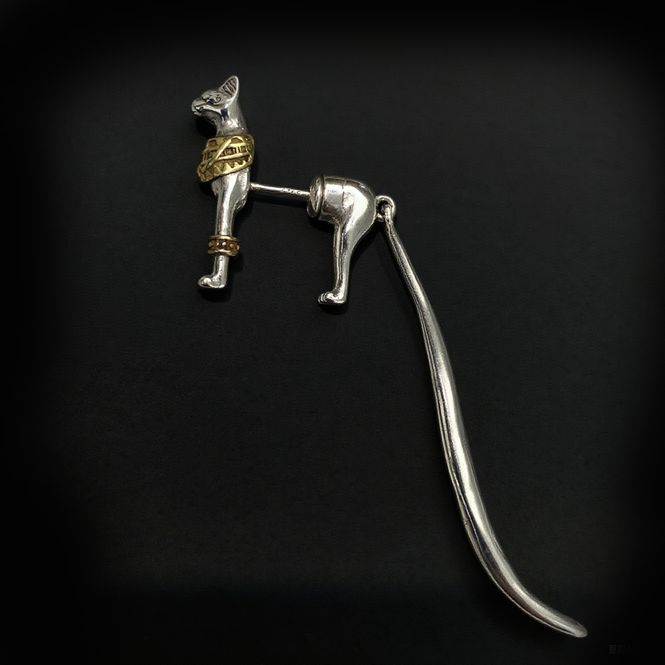 Vintage Shadow Stud Earrings, Hypoallergenic Stainless Steel Egyptian Pharaoh Cat Earrings