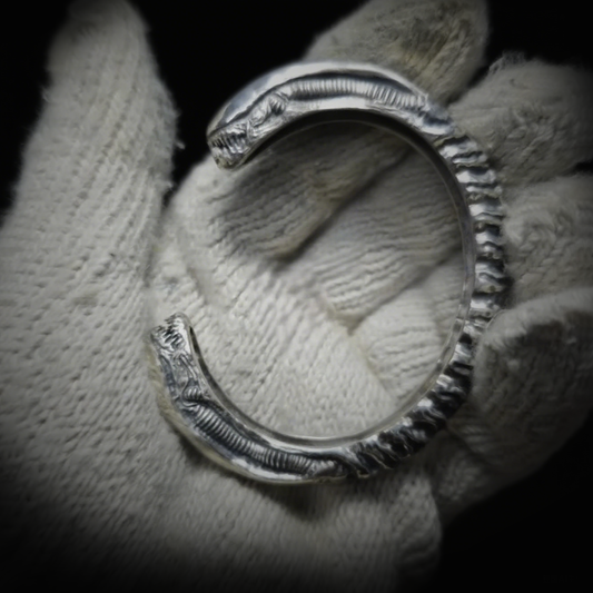 Alien Ship cuff bracelet for men and women, stainless steel, polished, adjustable