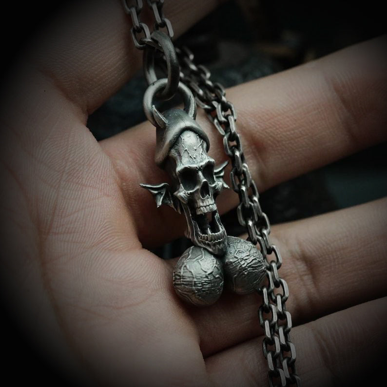 Gothic skull necklace, women's necklace, Gothic men's necklace, Gothic jewelry, women's Christmas jewelry gift