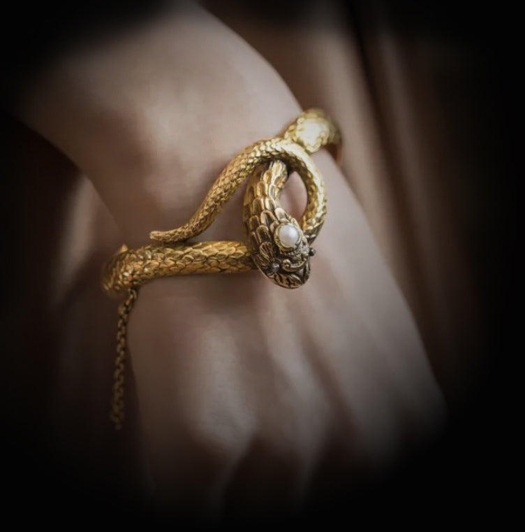 Silver Snake Open Cuff Bangle Bracelet for Women,Personality Punk Gifts,Unique Sparkly Halloween Anniversary Bracelets