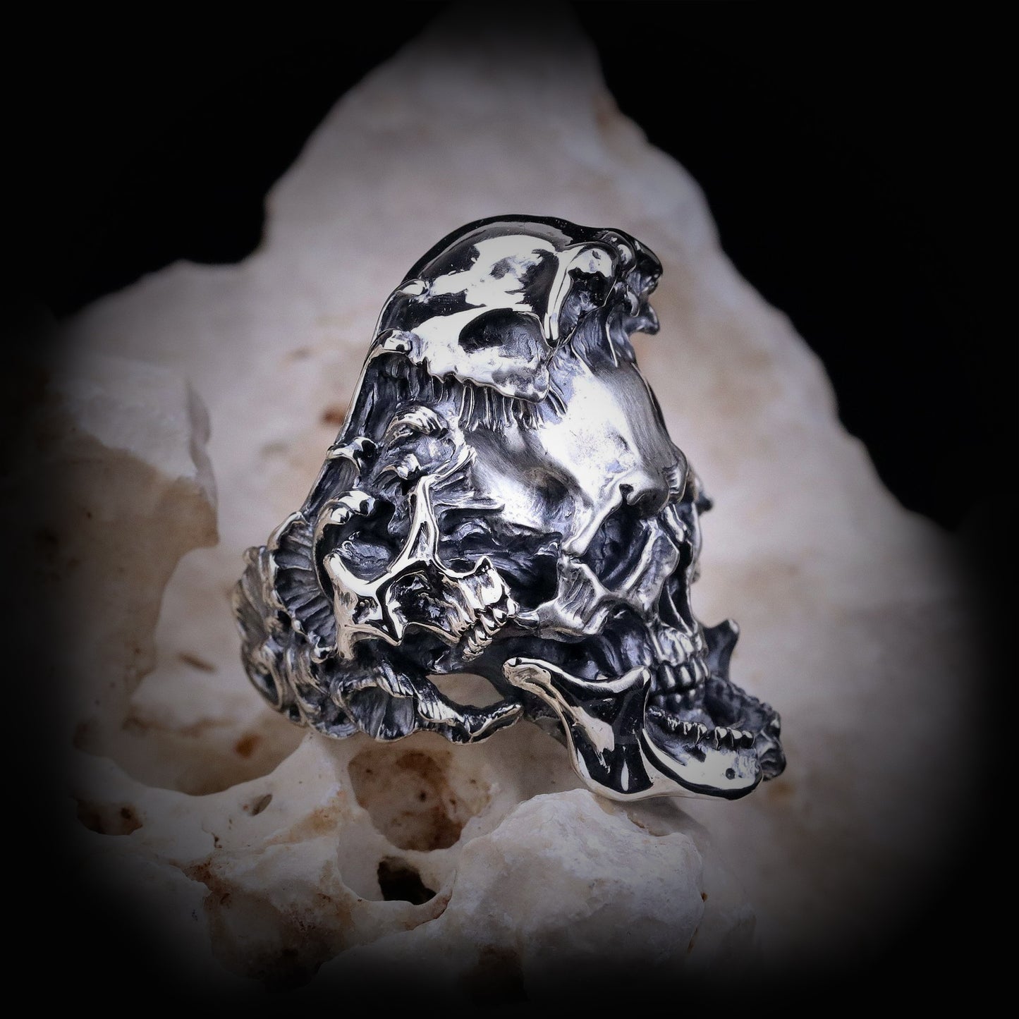 Vintage knuckle ring movable skull ring opening adjustable black punk gothic ring role play accessories